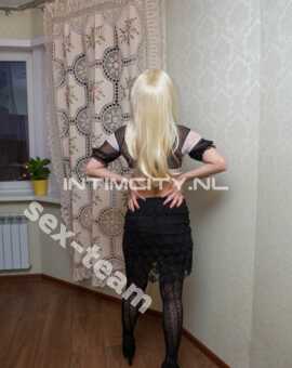 Девочка краска